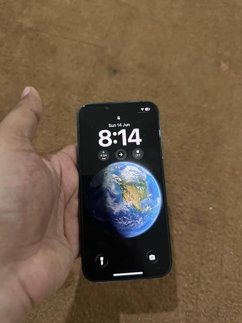 Apple iPhone 14 1
