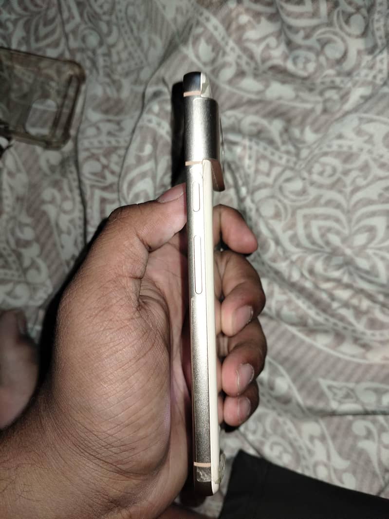Google Pixel 8 1