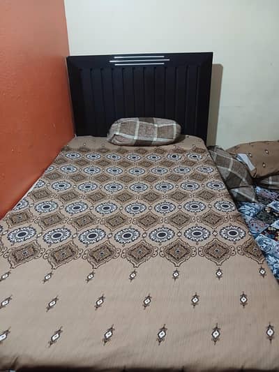 Single Bed slightly used. good condition.
