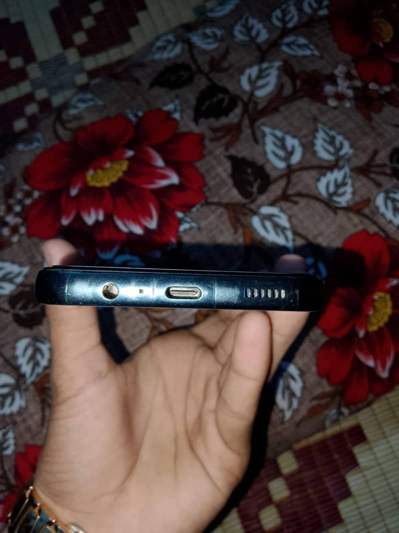 mujeeb 1