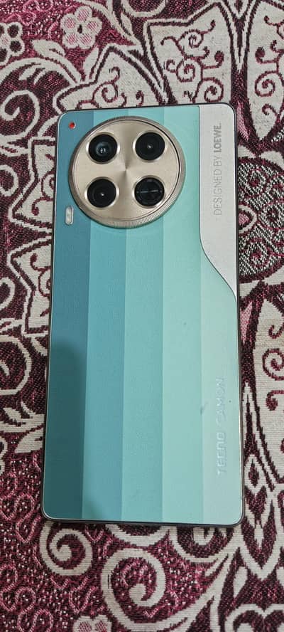 Tecno CAMON 30