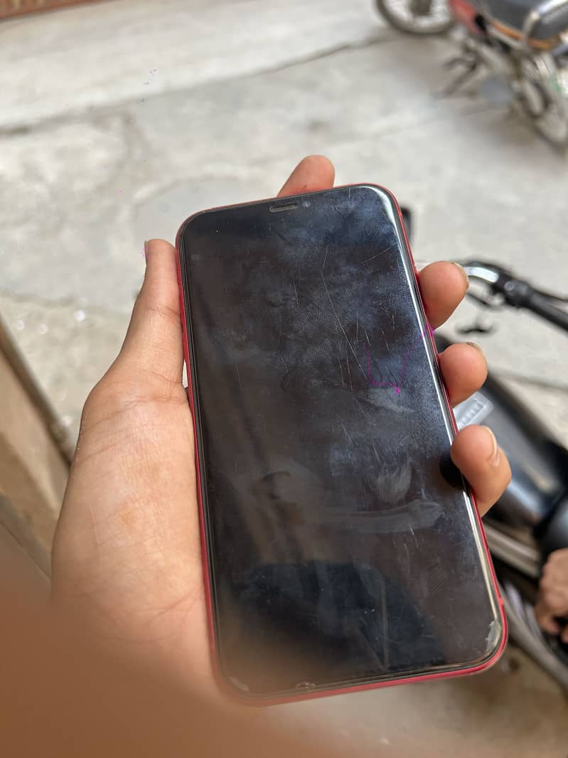 Apple iPhone 11 3