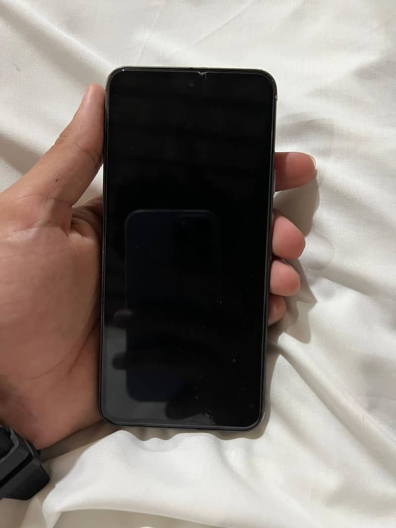 Google Pixel 8 4