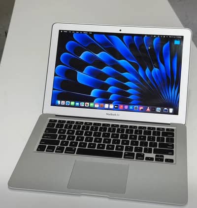 MacBook Air 2017  CoreI5 8/256GB