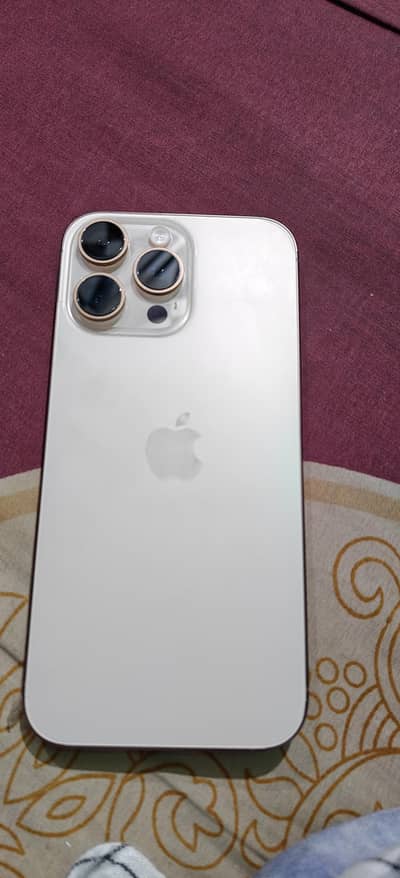 Apple iPhone 16 Pro Max