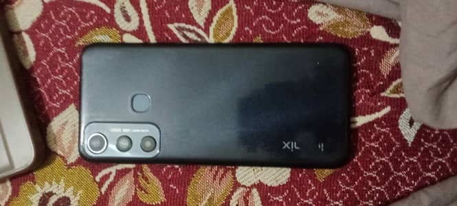 Infinix Hot 11