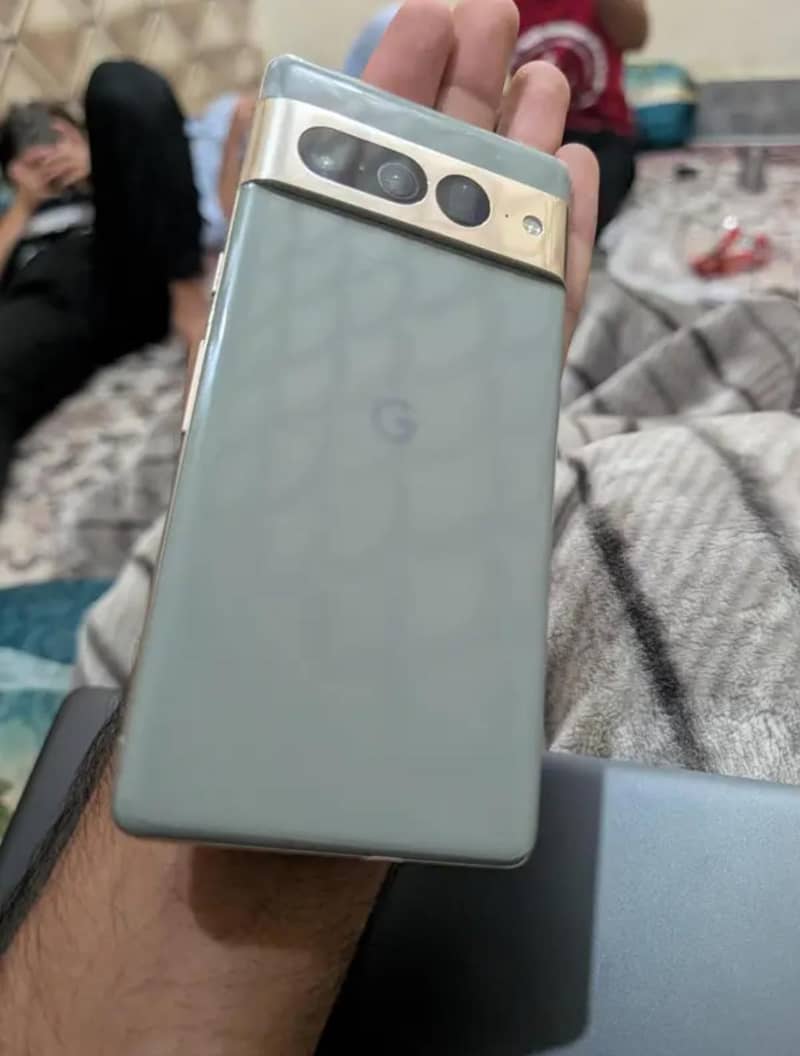 Google Pixel 7 Pro 2
