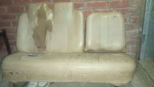 Suzuki Bolan seat available