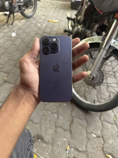 Apple iPhone 14 Pro jv
