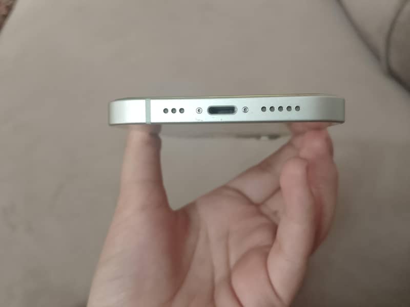 Apple iPhone 12 2