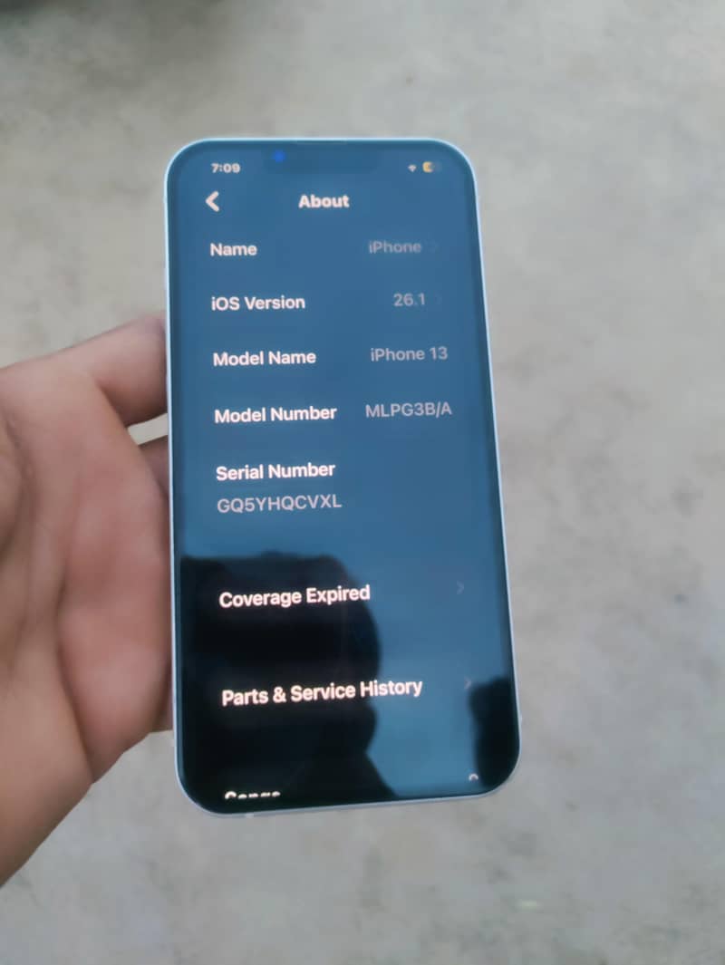 Apple iPhone 13 2