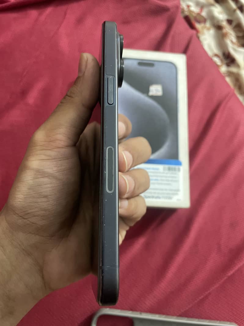 iPhone 15 Pro Max 0