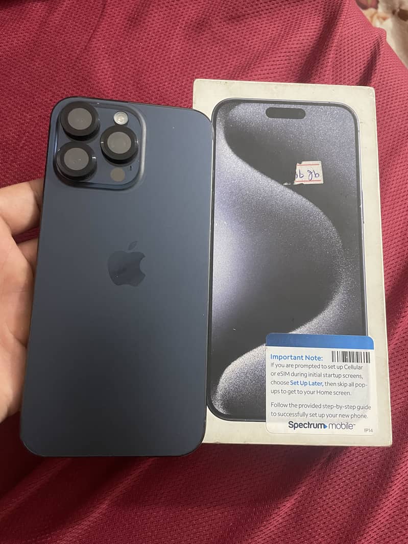 iPhone 15 Pro Max 1