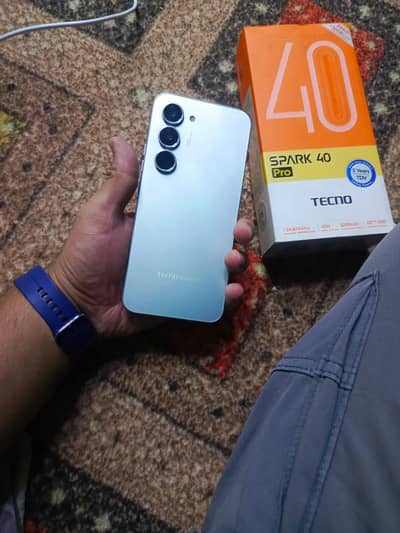 Tecno spark 40 pro