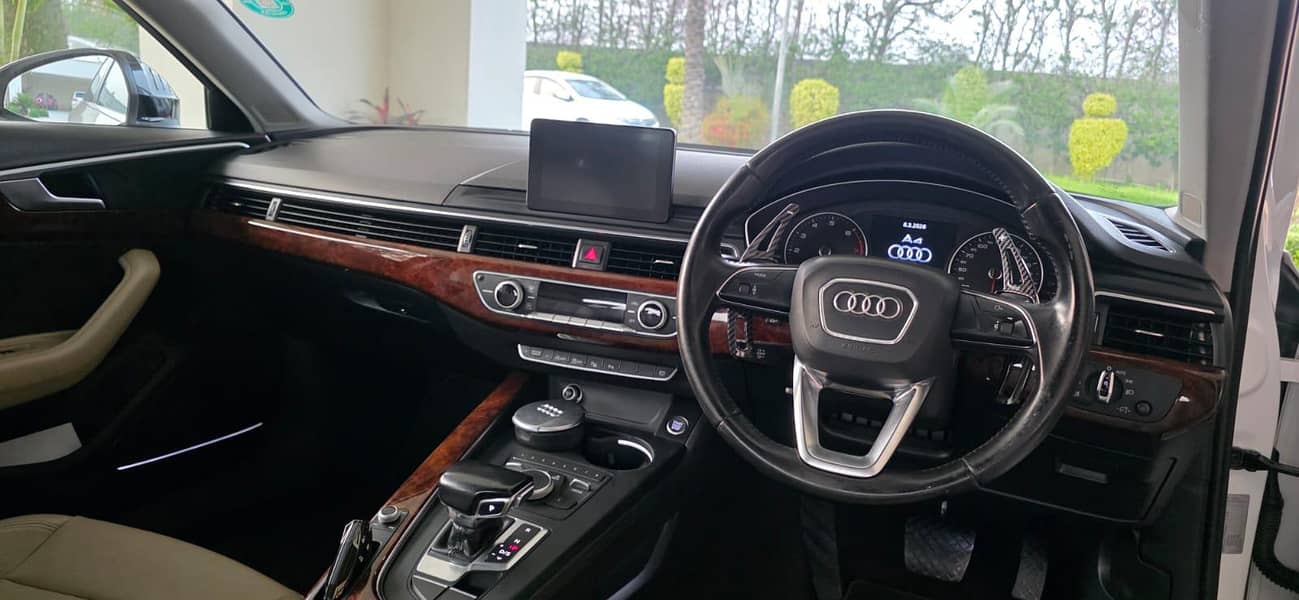 Audi A4 2016 4