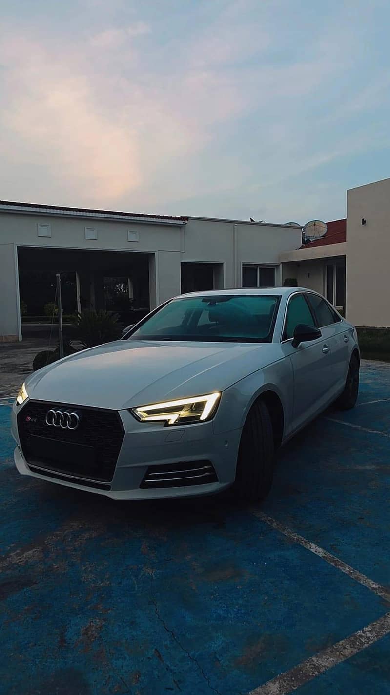 Audi A4 2016 13
