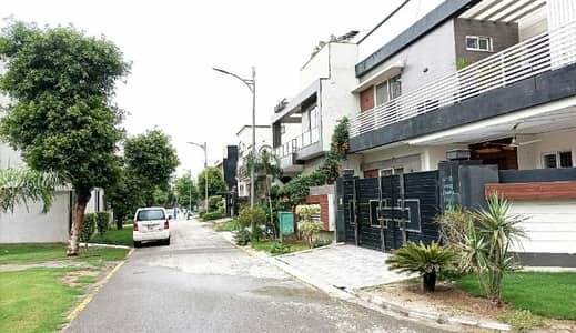 3 MARLA ONGROUND PLOT INCLUDED DEVELOPMENT CHARGES AVAILABLE FOR SALE IN NLC