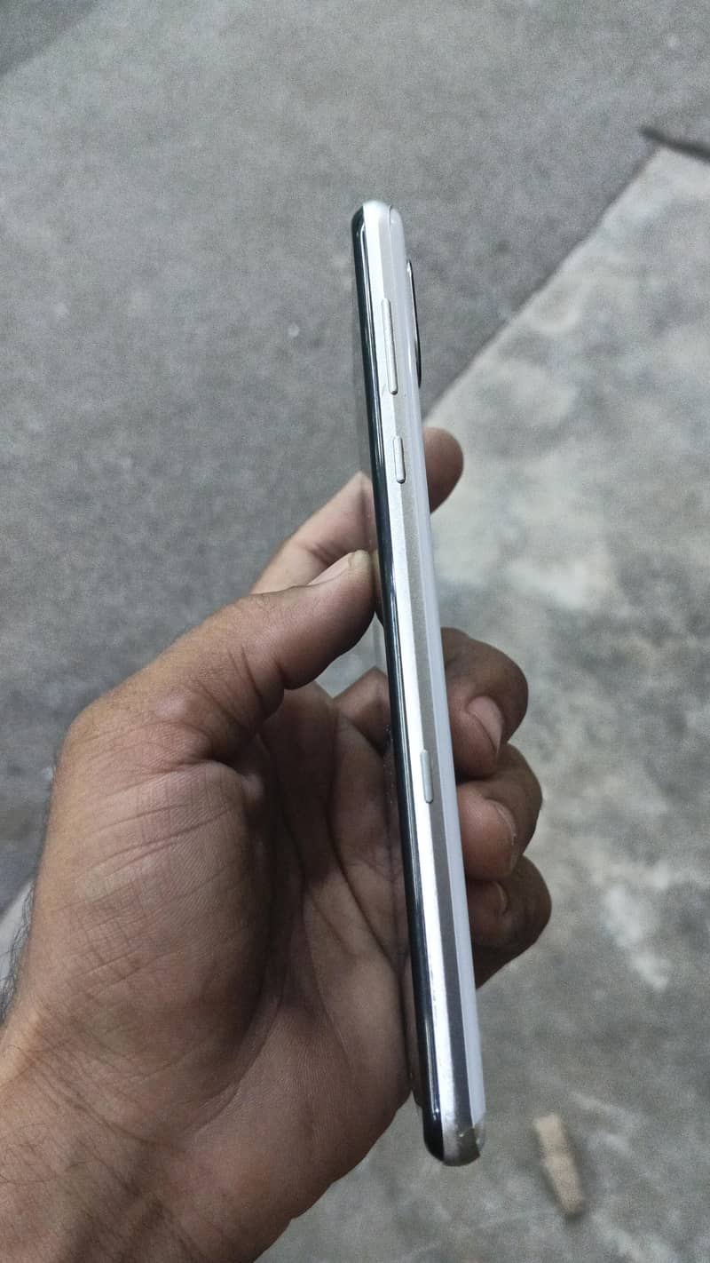 aquos 1