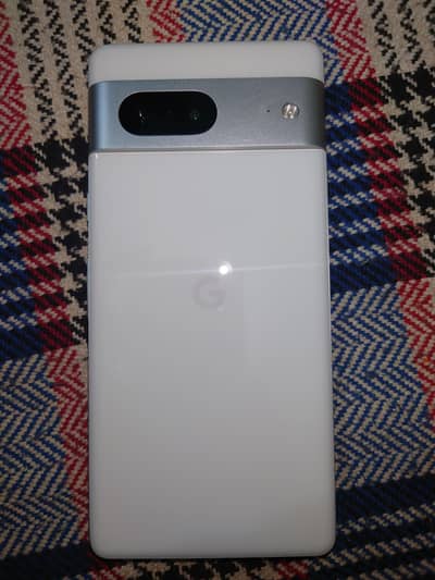 Google Pixel 7 9.5/10 condition