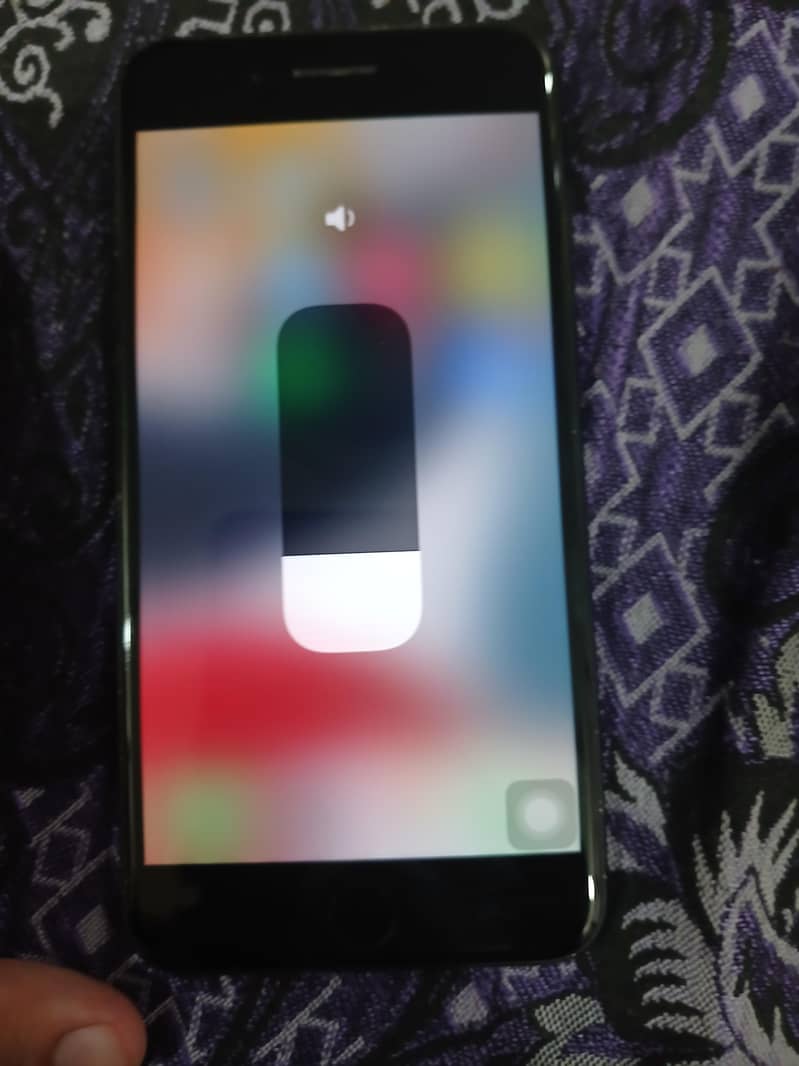 Apple iPhone 7 Plus 2