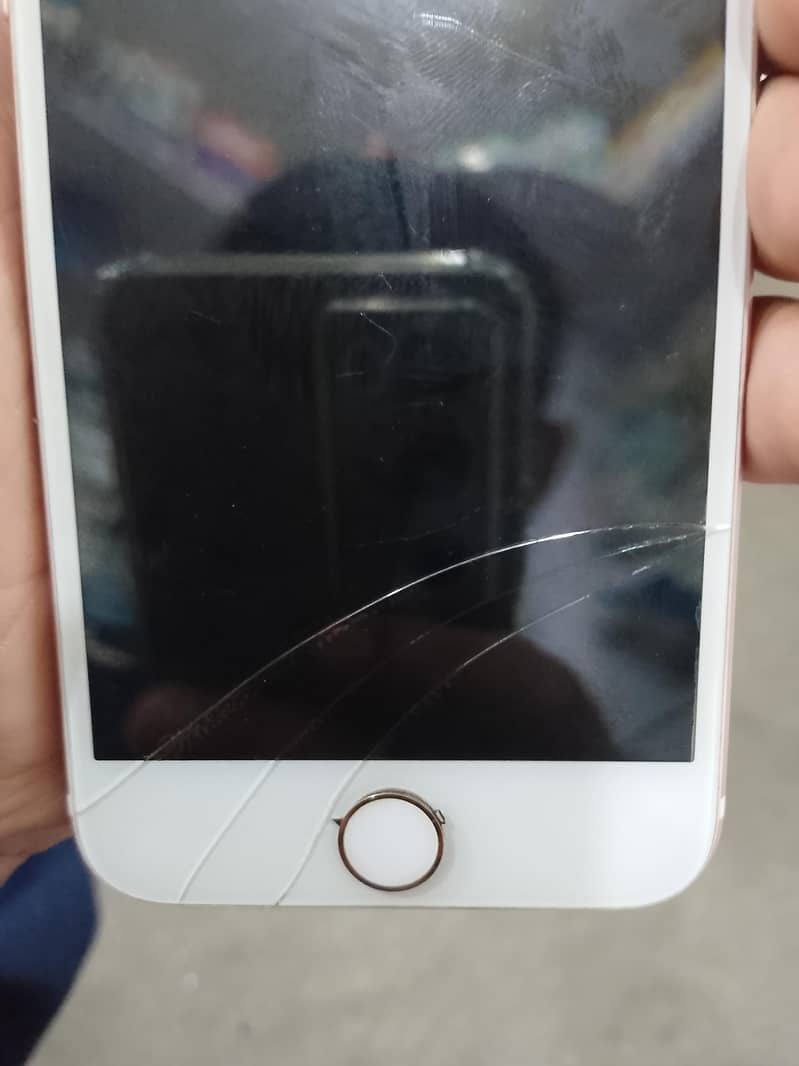 Apple iPhone 7 1