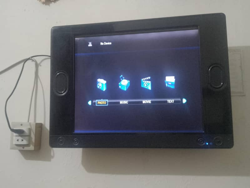 LCD. . . 1