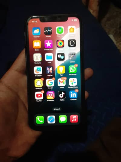 Apple iPhone 11