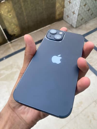 Apple iPhone 13