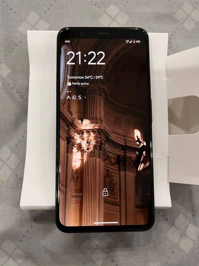 Pixel 4 XL 64GB with BOX
