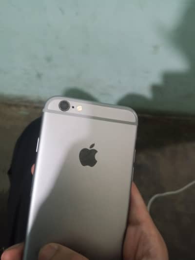Apple iPhone 6S