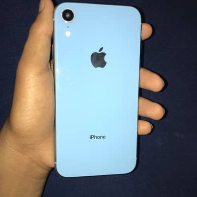 Apple iPhone XR combo deal