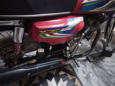 honda 125 21/22 good condion