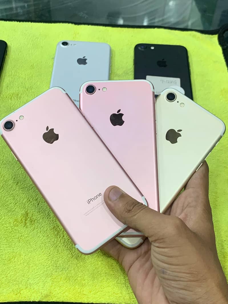 Apple iPhone 7 1