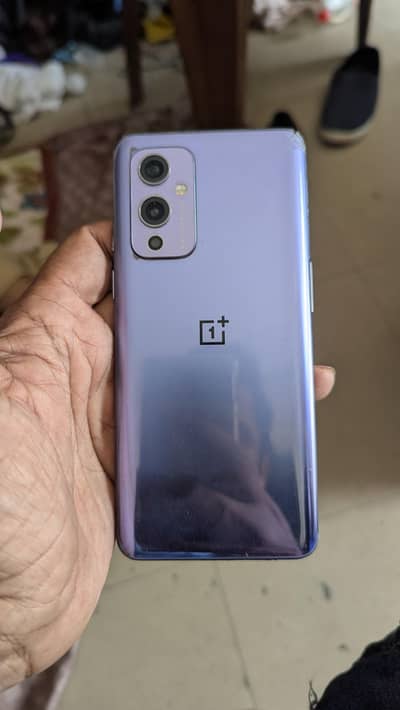 OnePlus 9    12/256gb
