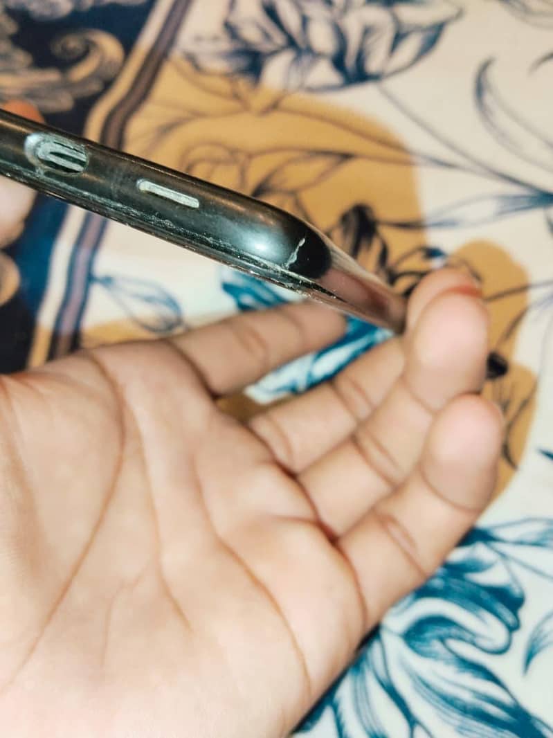 Google Pixel 4a 5