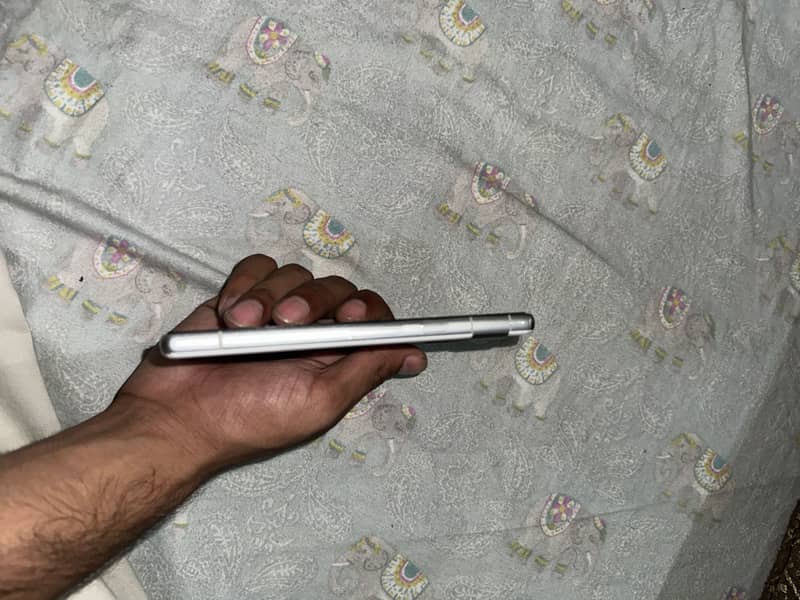 Google Pixel 7a 9