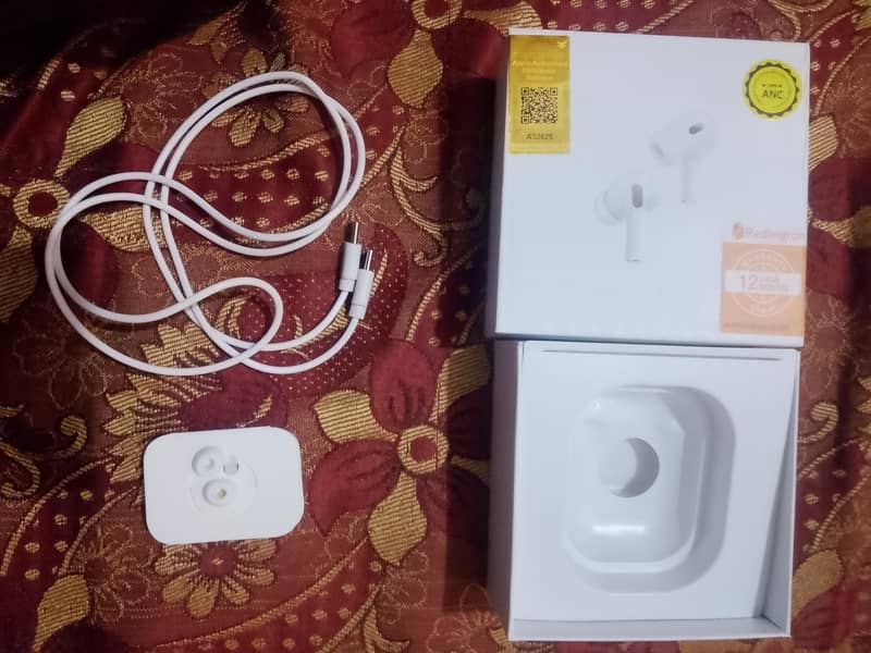 earbuds 4