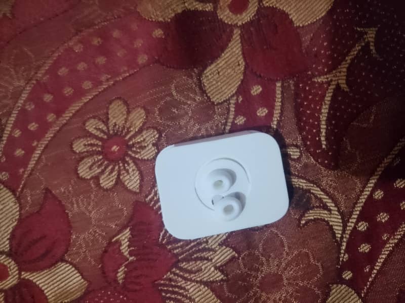 earbuds 5