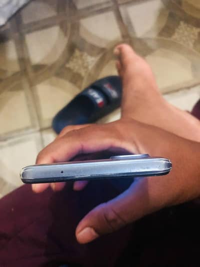 Vivo V19
