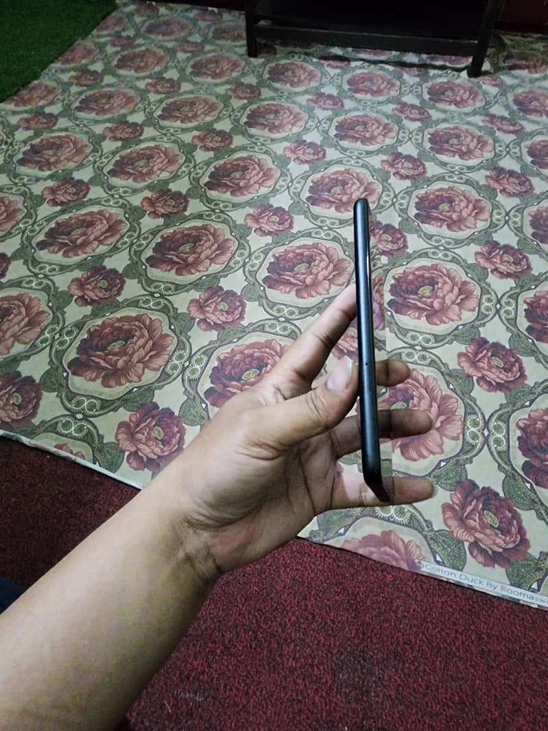 Google Pixel 4A 5G 4