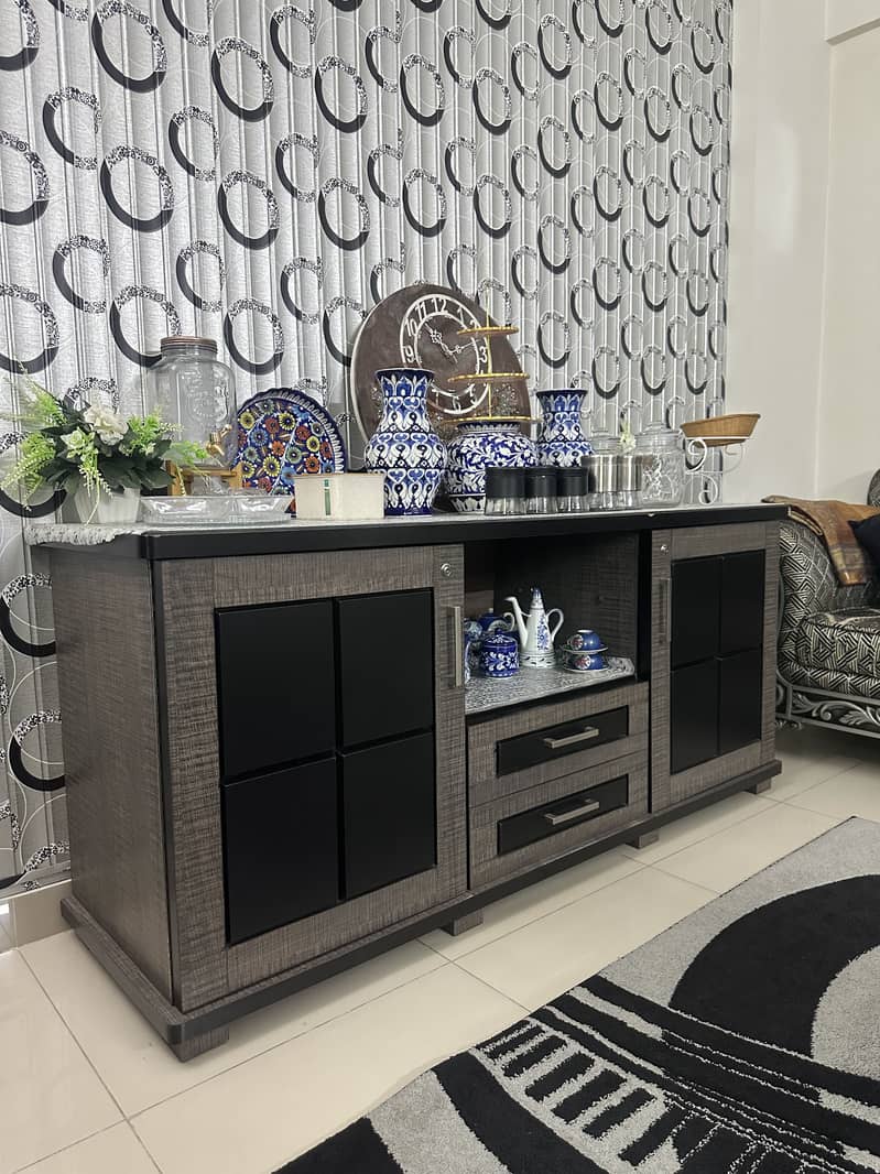 Console table 1