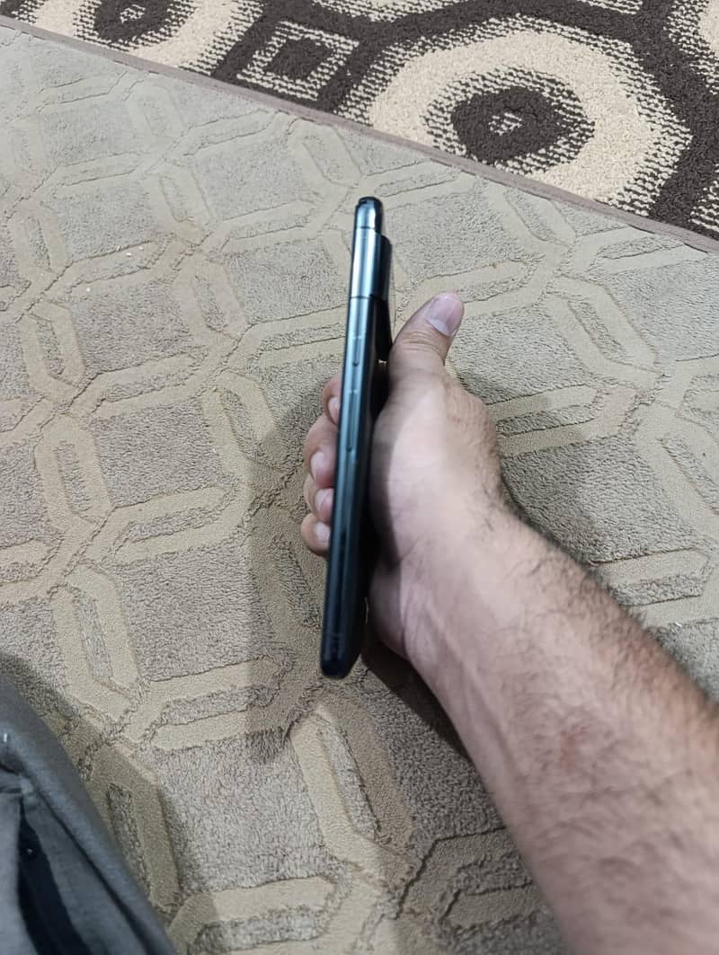Google Pixel 8 Pro 4