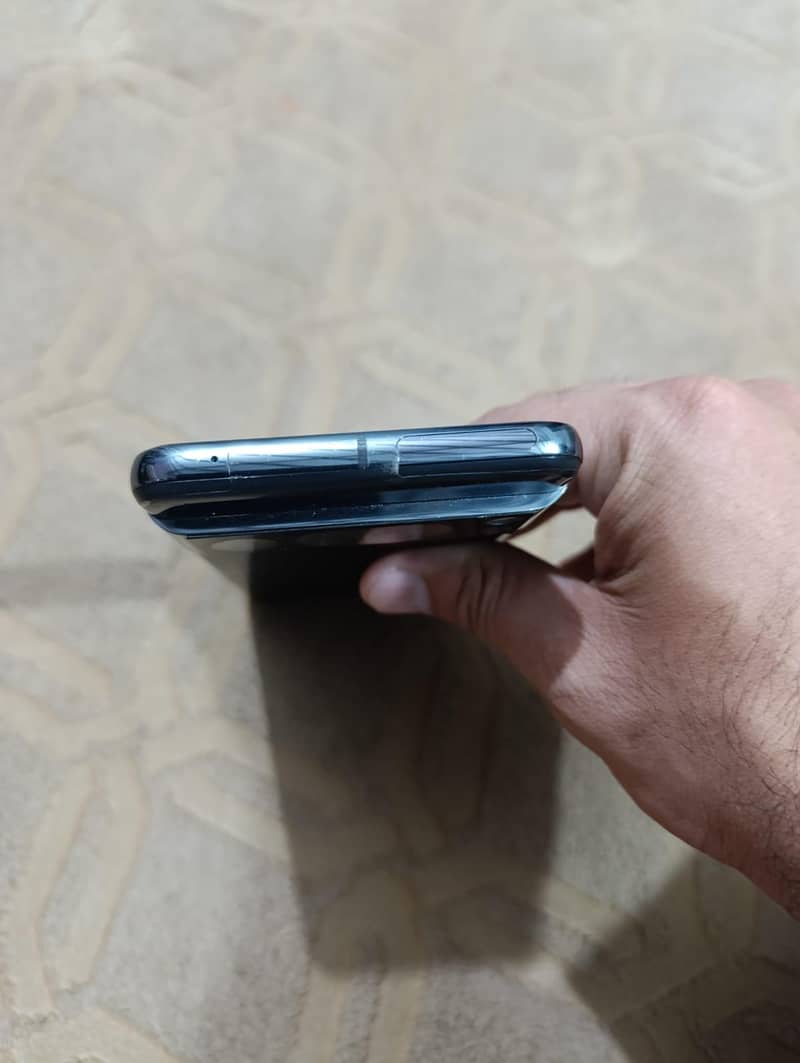 Google Pixel 8 Pro 6