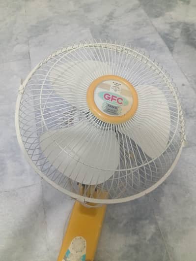 bracket fan small size