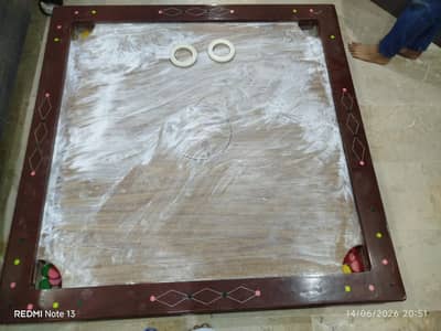 I am selling Carrom Board / Dabbu