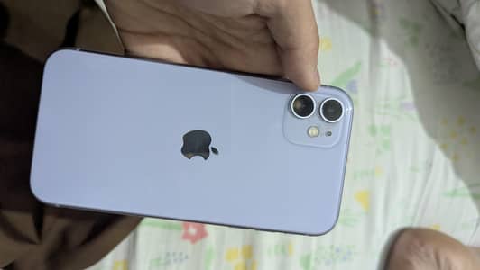 Apple iPhone 11