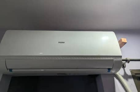 Haier 1 Ton non inverter AC for sale. 10/10 Condition