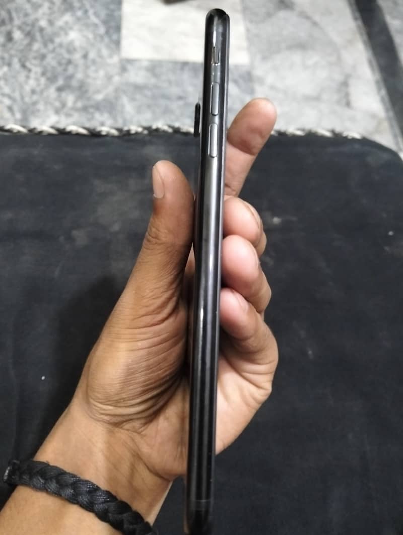 Apple iPhone 7 Plus 2
