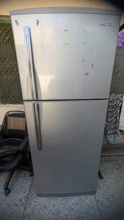 Refrigerator f