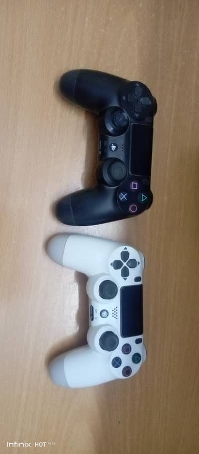 PS4 controllers for sale at good price